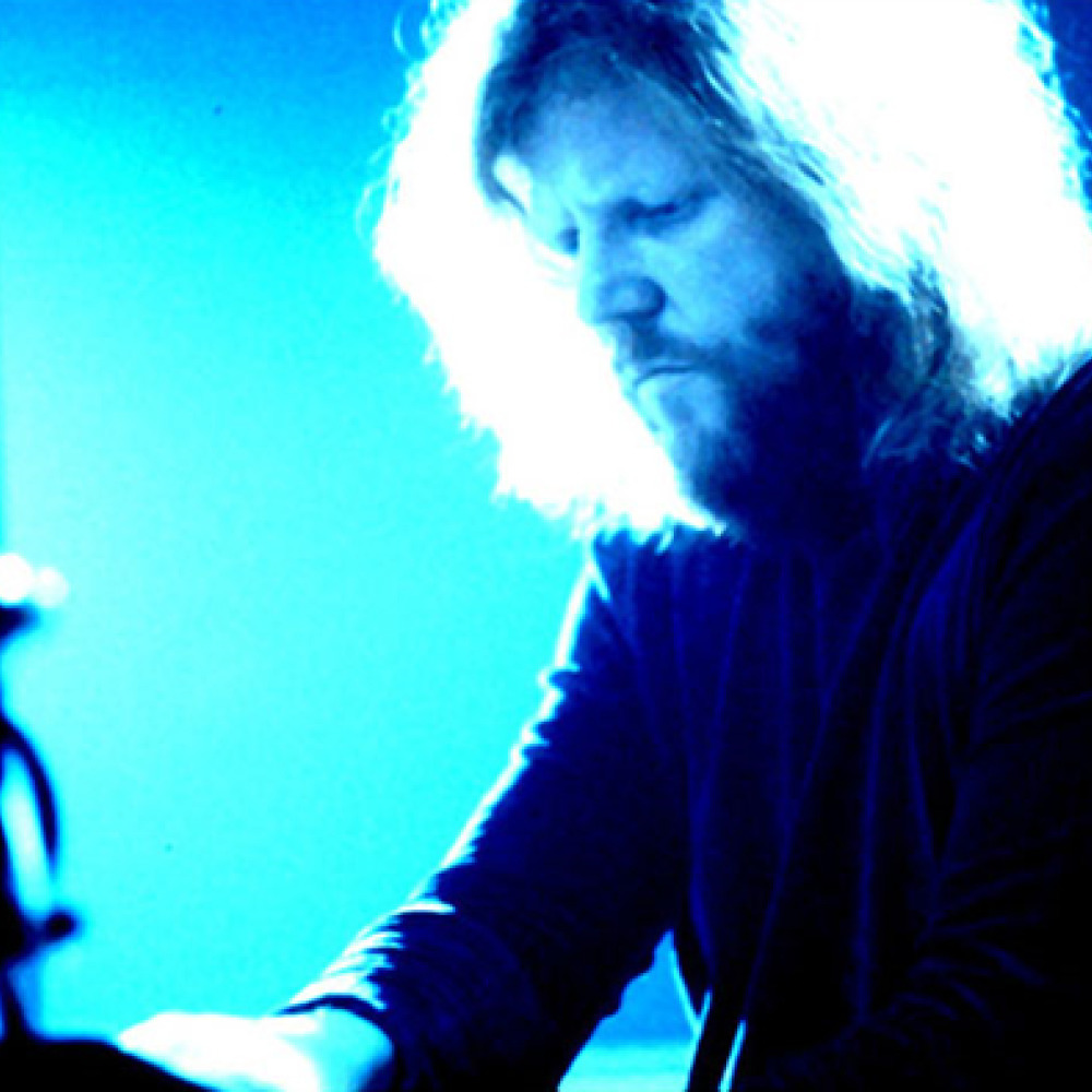 Talking to Maddox Edgar Froese
